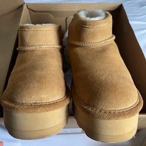 New Retro shorty snow boots